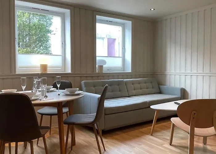 Ledaal Place 1 By Apartament *