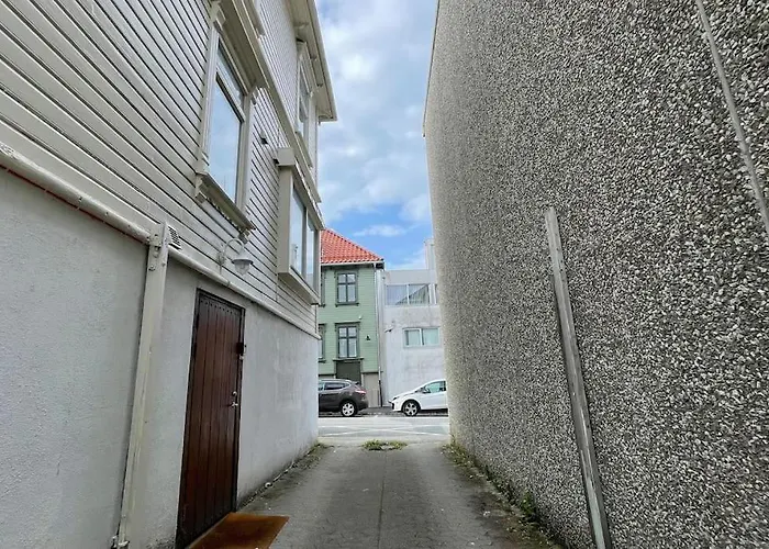 Ledaal Place 1 By Apartament Stavanger